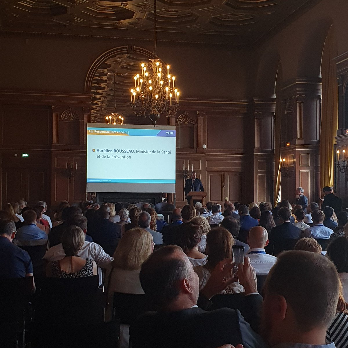 #UEFHF | Ouverture des Universités d'été de <a href="/laFHF/">FHF</a> par <a href="/aur_rousseau/">Aurélien Rousseau</a>.  Nécessité pour l'hôpital publique de faire face aux nouveaux #enjeux et résister aux fragilités actuelles. 

"Le système de #santé ne tiendra que si nous prenons ce virage de la #prévention"