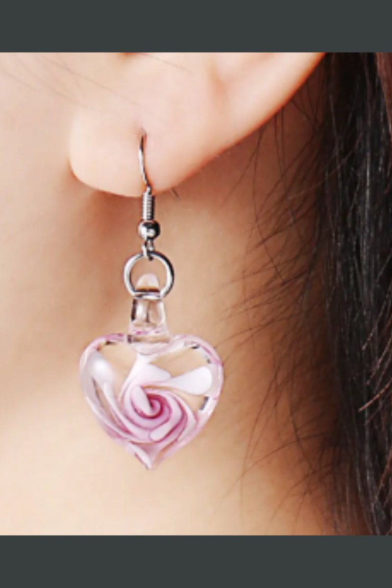 Flower Pattern Heart Dangle Earrings
#FlowerPatternEarrings
#HeartDangleEarrings
#FloralHeartEarrings
#DangleEarrings
#EarringFashion
#JewelryDesign
#EarringStyle
#HeartJewelry
#FlowerPower
#EarringLove
