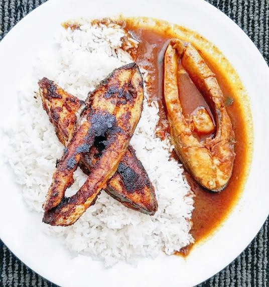 StalinforINDIA's tweet photo. #Simple_Lunch
#Mom_Magic_Kitchen
#Nonveg #Fish_Fry
Mom's mouth watering fish curry and crispy fish fry heavenly feel 😋 https://t.co/51Dq3swjxd