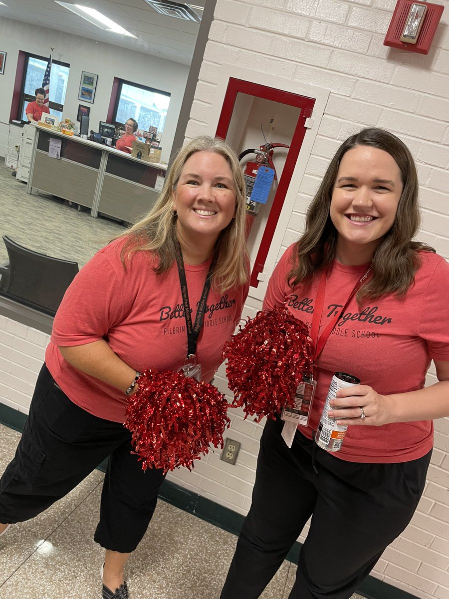 Pilgrim Park (@ppms_sde) on Twitter photo Thank you student senate for planning a cheering line to greet students today! <a href="/ElmbrookSchools/">Elmbrook Schools</a> Thank you student senate for planning a cheering line to greet students today! <a href="/ElmbrookSchools/">Elmbrook Schools</a>