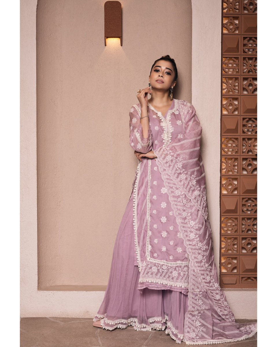 iamTinaDatta's tweet image. The times of joy and happiness, love and laughter… #FestiveMode on!!

#EklaChaloRe #WarriorPrincess #TinaDatta