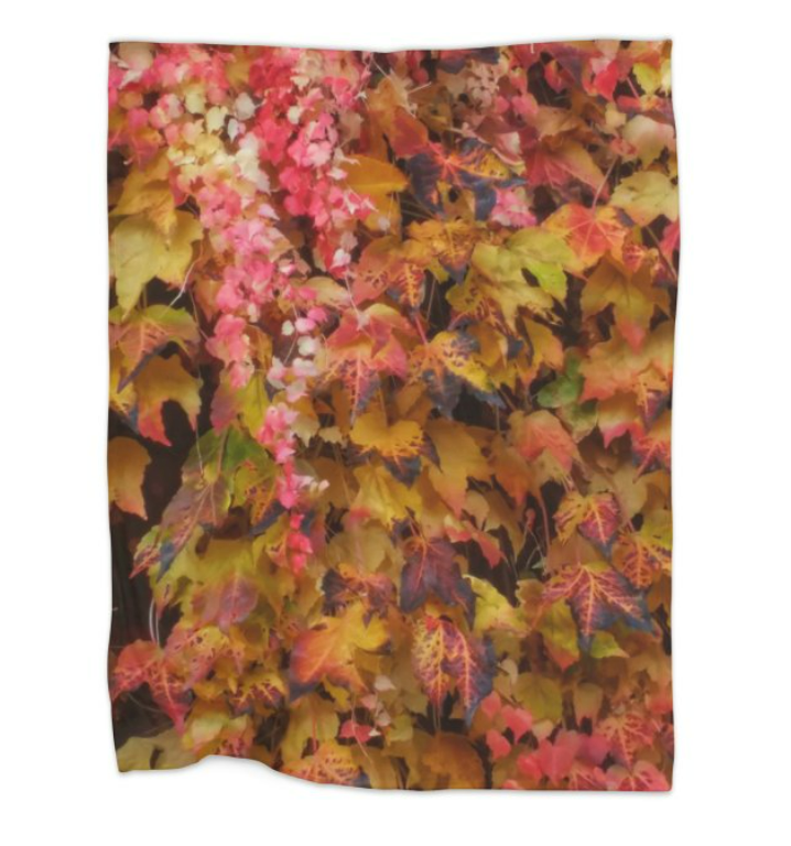 Btw I have this whole other ivy print called 'Yellow and Red Ivy,' and it also comes as a @threadless blanket. You can find it below!