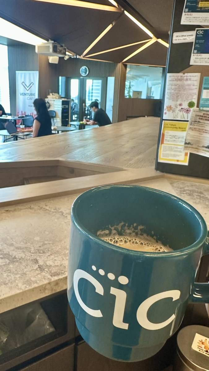 虎ノ門CICを使わせていただけることになった。久しぶりに都内に拠点ができてありがてえ。