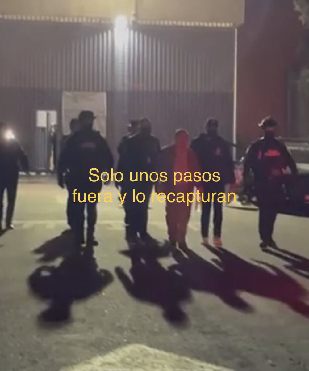 amarilloalarcon's tweet photo. #Inedito #AbusoDelPoder
#PoderDe4T
#Fiscal de #Morelos #UrielCarmona QUEDARÁ CONFINADO EN EL #CEFERESO1 #Altiplano en Almoloya de Juárez, #Edomex
La @FiscaliaCDMX cumplió el llamado #SecuestroPolitico y sin razonamiento jurídico ordena mediante juez d consigna el
Traslado https://t.co/Zo8gnniYSL