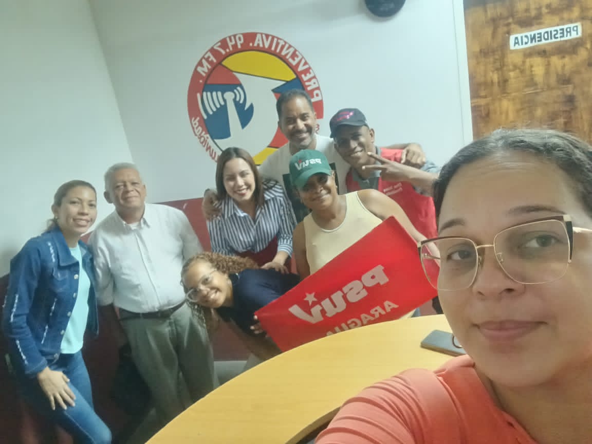 Preventiva 94.7 fm está en nuestra base de misiones, sintoniza y disfruta la hora del <a href="/PartidoPSUV/">PSUV</a>  todos los jueves a las 6pm <a href="/Soykarinacarpio/">Karina Carpio</a> <a href="/BrullerbyPSUV/">Brullerby Suárez</a> <a href="/NicolasMaduro/">Nicolás Maduro</a> <a href="/dcabellor/">Diosdado Cabello R</a>