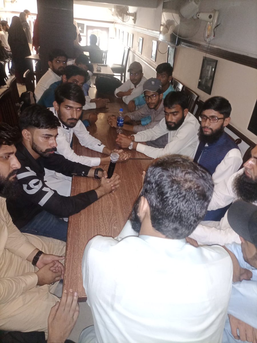 ٹیم عافیہ کے زیر اہتمام پاک ٹی ہاؤس لاہور میں ایک میٹنگ منعقد کی گئی اس میں پورے پاکستان کے تمام ذمہ داران تشریف لائے جدوجہد کو تیز کرنے پر تبادلہ خیال۔ 
<a href="/Aafiamovement/">Aafia Movement</a> <a href="/Ashy_Gull_/">عائشہ برہان🇵🇸🇵🇰(اختِ مظفر)</a> <a href="/FowziaSiddiqui/">Dr. Fowzia Siddiqui</a> @Ch_Sohaib4 <a href="/syed18119240/">syed</a> <a href="/UsamaDar_07/">{U❣D}</a>