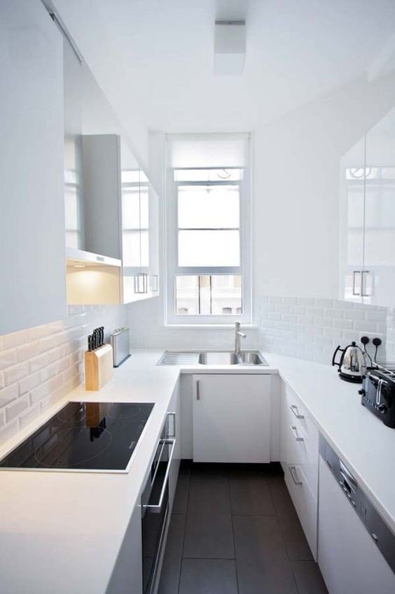 iggbuild's tweet photo. Korang kena tahu setiap dapur antara peranan yang besar dalam  ubah suai rumah 🏠. Tu sebabnya penting kena ada space planing . Jom tengok design bentuk dapur 🤩

Dapur Bentuk ‘U’ https://t.co/letJh4Y2sf