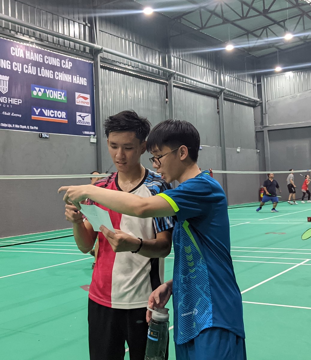 Officience tweet media