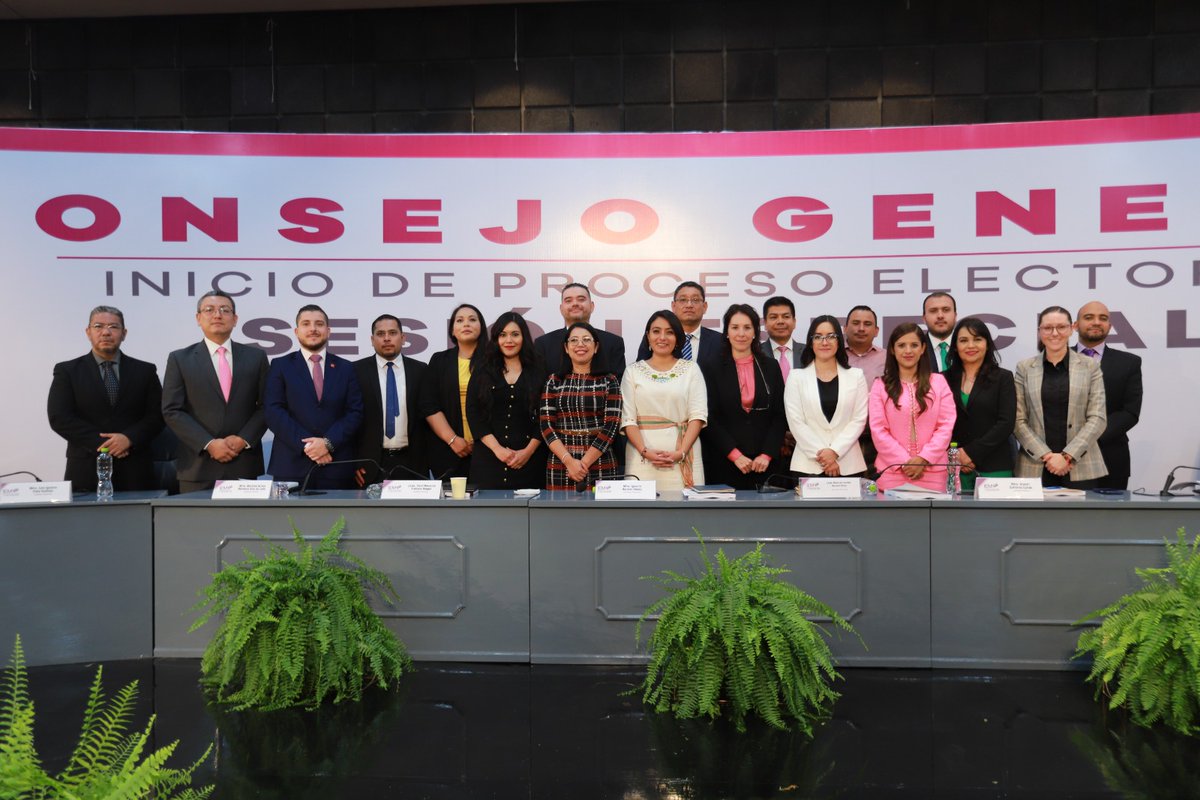 El día de hoy iniciamos el Proceso Electoral Ordinario en Michoacán, serán 9 meses de preparativos para que la ciudadanía pueda ejercer su voto el próximo 2 de junio 2024.
<a href="/IEMichoacan/">IEM Michoacán</a>