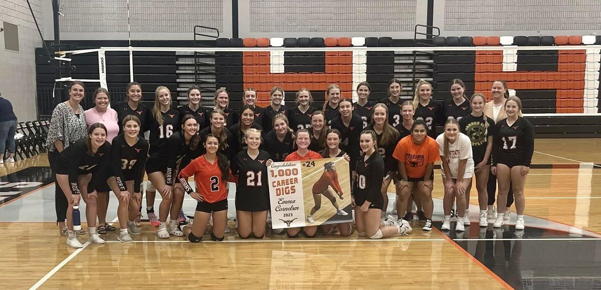 Really good home opener tonight for all 3 of our teams!! Appreciate these nights when we can watch &amp; support each other! We also recognized Emma for passing the KSHSAA milestone of 1,000 career Digs last week!!  Congrats again Emma!! 
#FAMILY 🧡🖤🤘