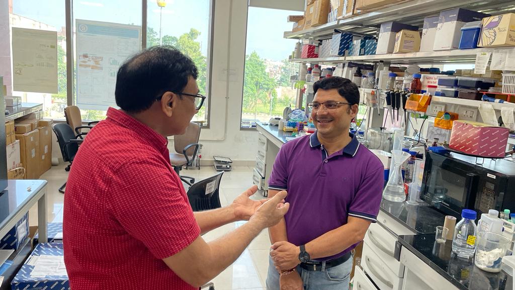 CIAB_India's tweet image. Visit of Prof. Anil Grover (Delhi University) to laboratories, pilot plant and biocoal facilities of CIAB. @AshwaniPareek10 @DBTIndia @UnivofDelhi