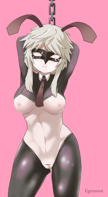 こっちのコルボーさん、変態みたいな格好してるやつしか無いからな 