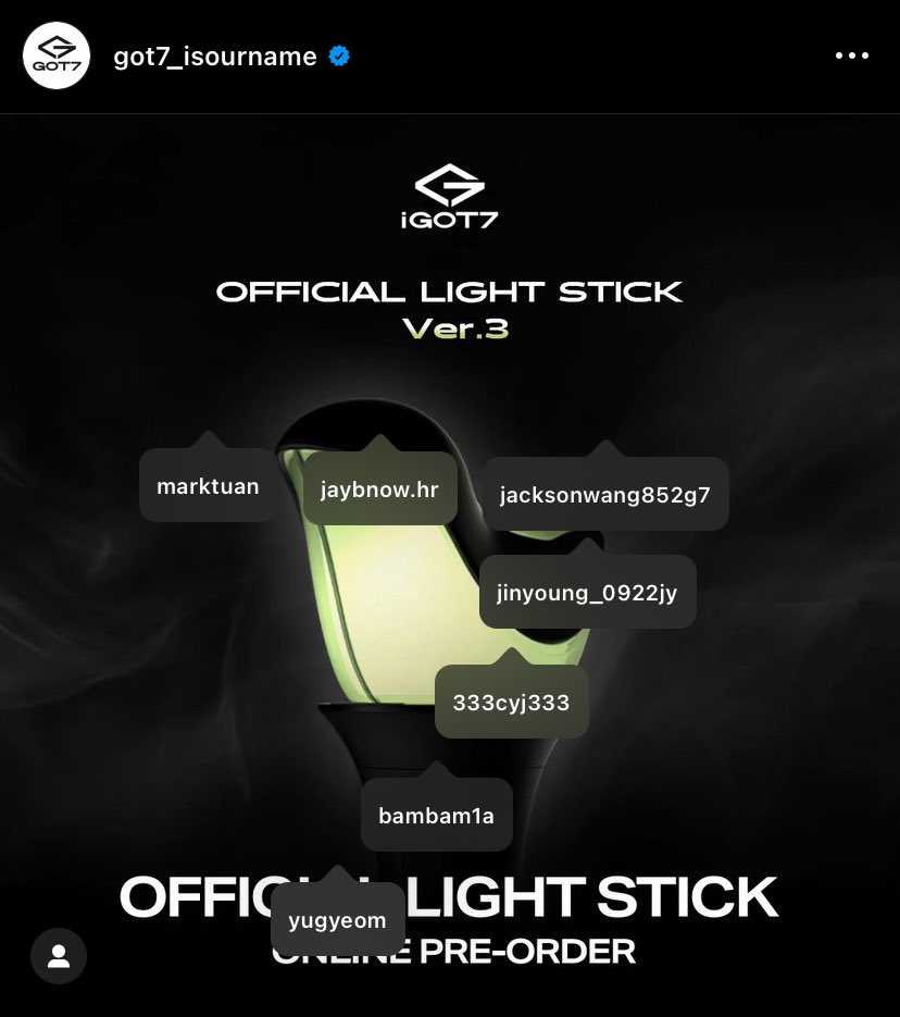 tuanxcoco's tweet photo. The admin tagged the boys in the number “7” pattern 😭😭😭😭

@GOT7 💚 https://t.co/BP0guIOFBb