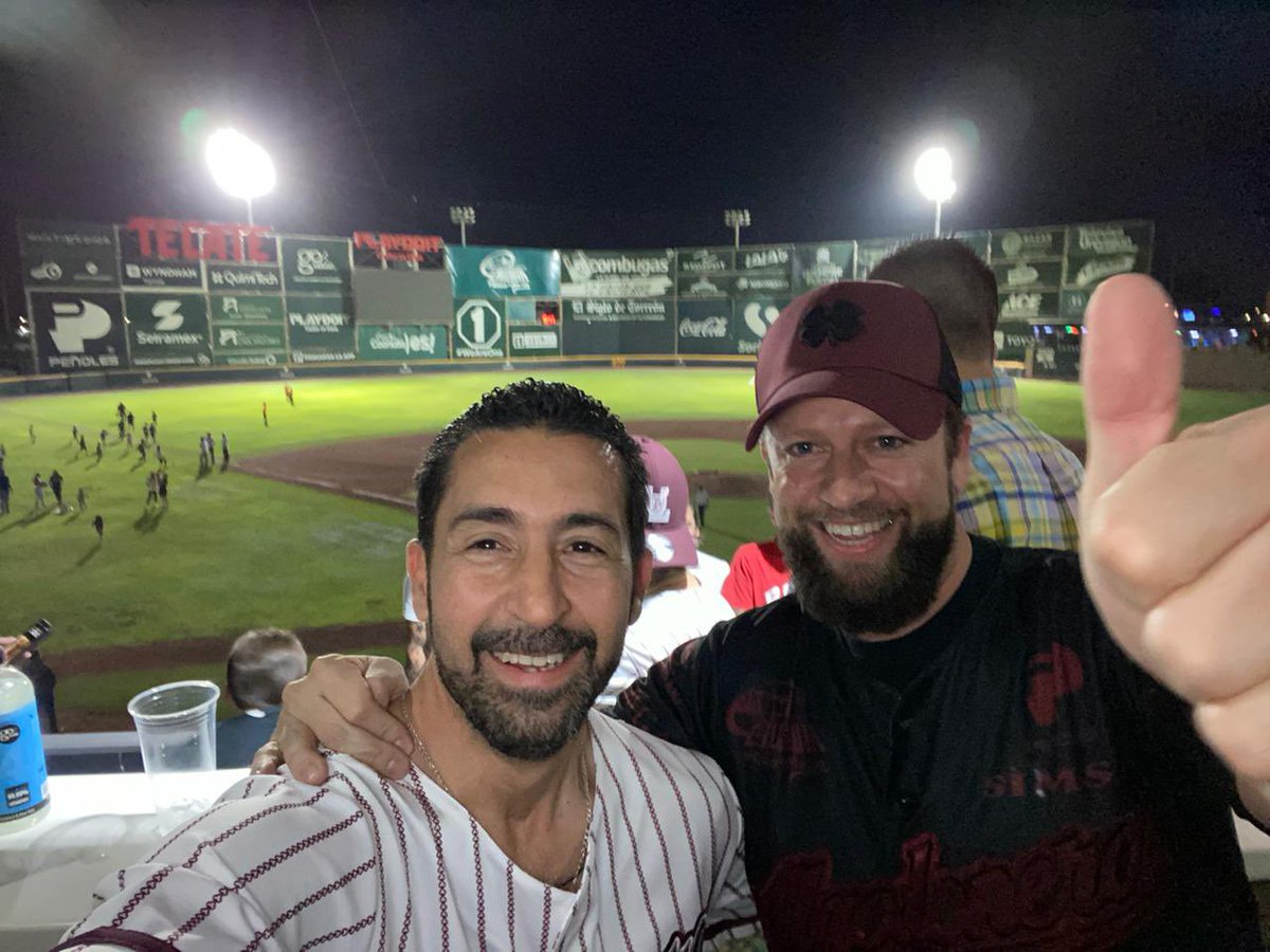 CuerdaJorge's tweet photo. Sí se pudo @AlgodonerosUL !!⚾️
Qué orgullo verlos campeones de la zona norte 🏆

Muchas felicidades Memo! https://t.co/oxUOQyltFk