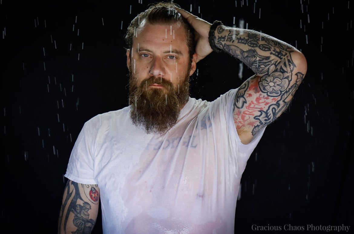 Satans666Finest's tweet photo. Got my Twitter back! 

Ask me for my other link. 

Rain room created &amp; 📸 by Monica, Gracious Chaos Photography. 

#boudoir #tattoo #altmodel #male #sacrifice #red #Beard #curlyhair #yeg https://t.co/lpJZZiORPn
