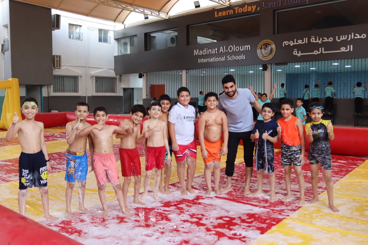 MoisActivities's tweet photo. فعاليات ختام الاسبوع التمهيدي
أنهى طلاب مدارس مدينة العلوم العالمية الأسبوع التمهيدي لبداية العام الدراسي
ببعض الأنشطة الترفيهية حيث أبدى الطلاب سعادتهم شارك في تلك الفعالية الطلاب و المعلمين
كما تتمنى إدارة المدرسة لجميع الطلاب عام دراسي سعيد
#Mois
#LearnTodayLeadTomorrow https://t.co/jhH8ZguVFm