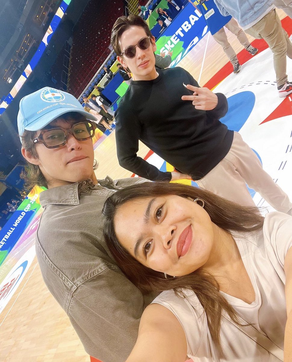 kycinenews's tweet photo. 09.06.23 | IG Post: alorskieee

Hi Kyle! 💙

 #KyleEcharri | @kyle_echarri https://t.co/6CrIn5PAod