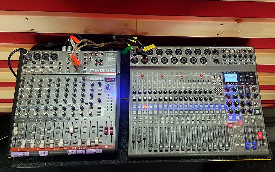 hogitoni's tweet photo. @Noahhweb3 New studio https://t.co/we7hSzOyav
