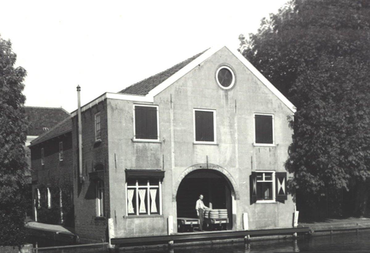 HistBodegr's tweet image. #Expositie #kaaspakhuizen in #Bodegraven in het Groene Harthuys van 6 tot 20 september.
Dinsdag van 10.00 tot 16.30 uur
Woensdag, donderdag en vrijdag van 13.00 tot 16.30 uur.
Zaterdag van 10.00 tot 16.30 uur.

Voor bezoekers is er een quiz met mooie (kaas-)prijzen.