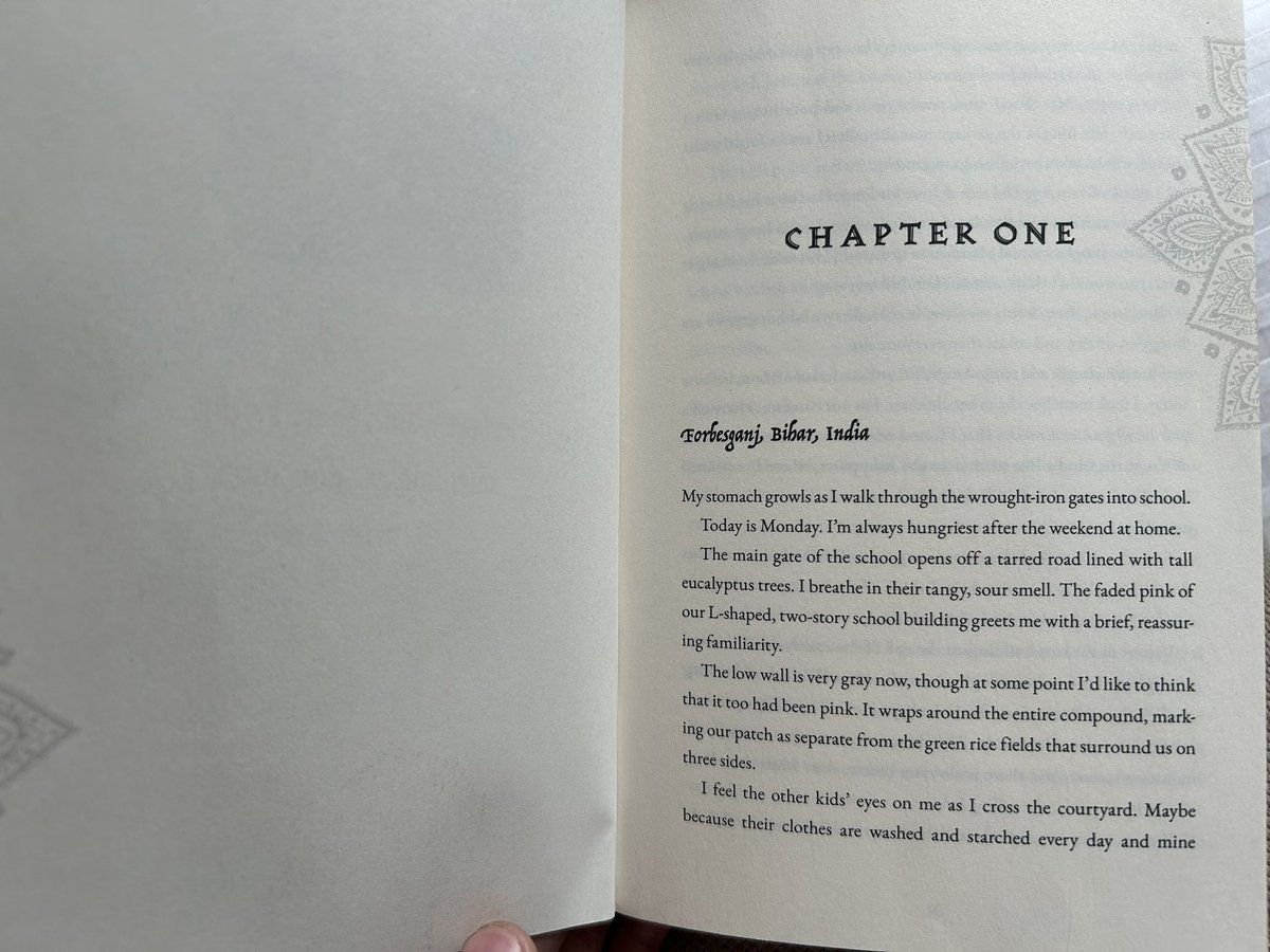 Got hands on the book #ikickandifly Thank u so much mam for writing a masterpiece.Must read for all Socially sensitive human beings where it describes about Heera who was sold to run her family.Could relate the story of Seemanchal how tough life to run in the area @Ruchiragupta