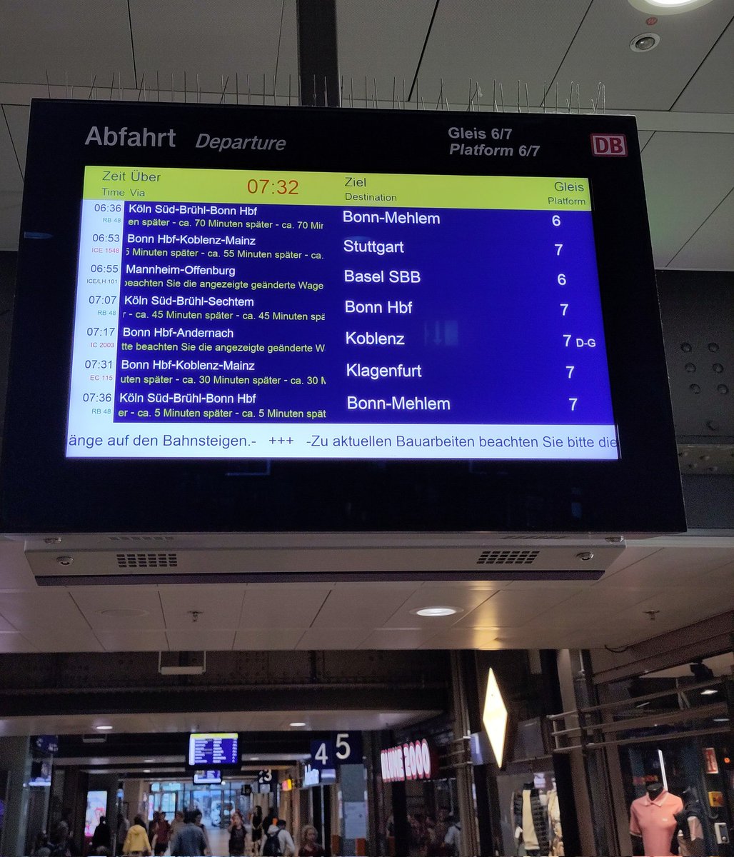 JonasDetemple's tweet photo. Timetables are clearly overrated.
@DB_Bahn https://t.co/J16KR0Vy7X
