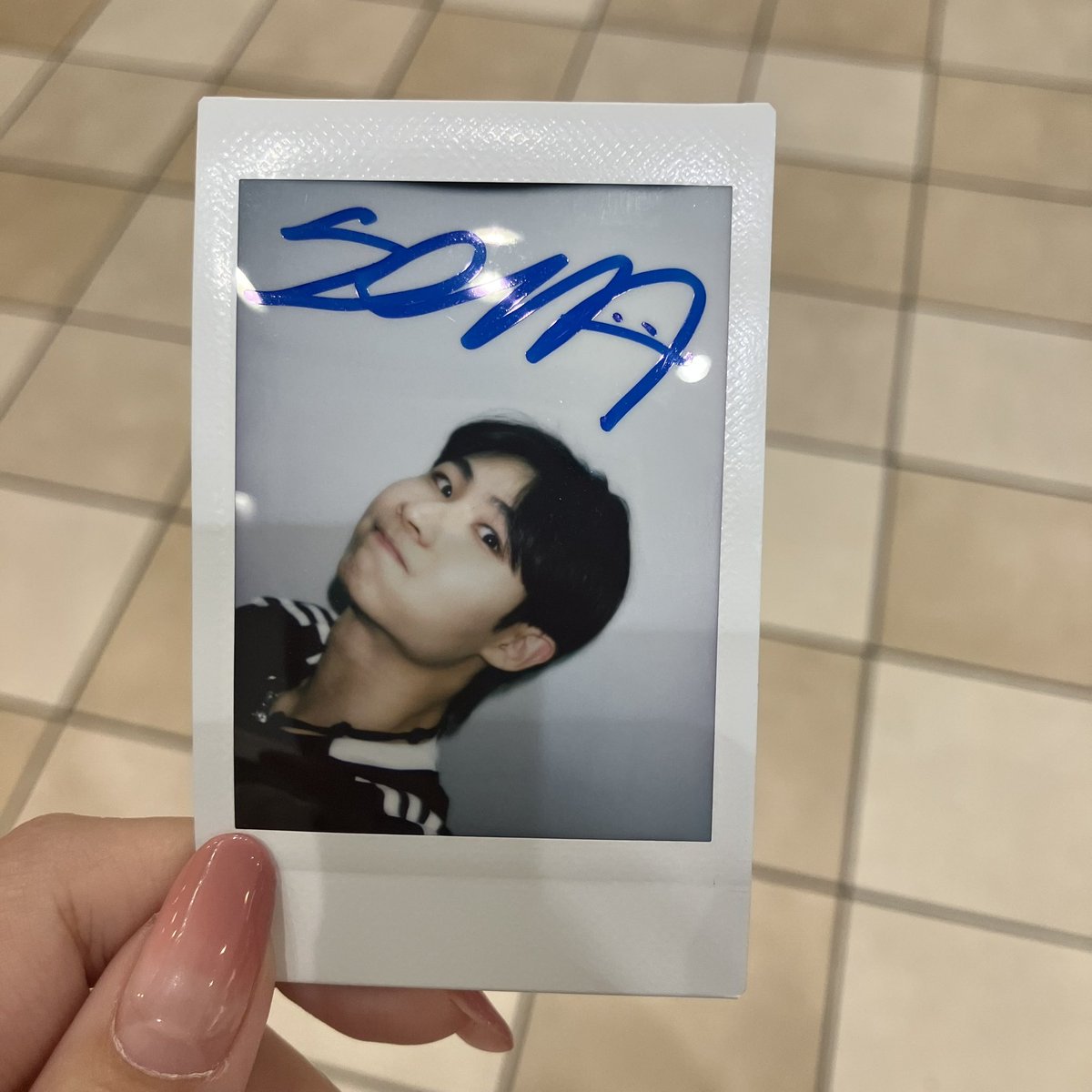 MHKZ_MATO638's tweet photo. スパフル チェキ サマげちゅ リリイベ 交換 当たり

譲→しおんくん(サイン入り)

求む→ゆいるくん、はるみくん(どちらも出来ればサイン入り)

本日立川ららぽーと内にて手渡し希望。
検索からもお気軽にお声掛けください。
よろしくお願いします。 https://t.co/dIii2B69bR