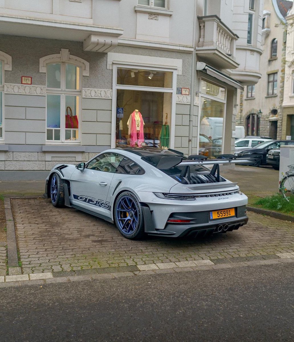 porsche_light's tweet photo. 992 GT3 RS, with a perfect Spec😍 https://t.co/8xX4LHVops