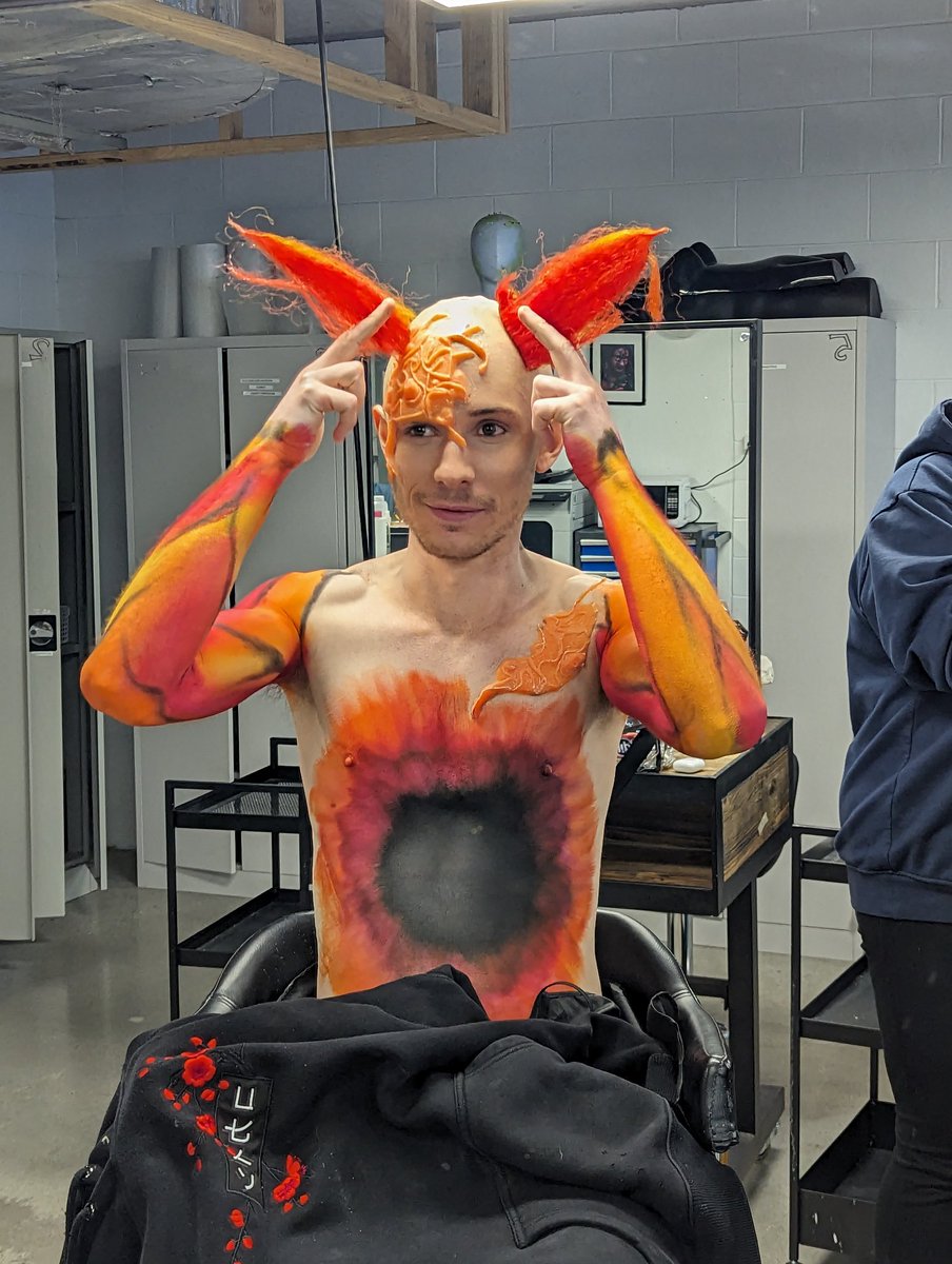 Glowupbykat's tweet image. Sneak peak 🤫

#makeup #aacm #aacm_melbourne #college #sfx #sfxartist