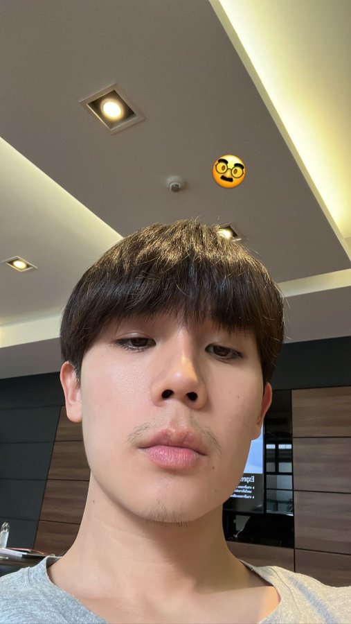 Jimmyyjp_INA's tweet image. Pak kumis ganteng banget 🥸

#jimmyyjp