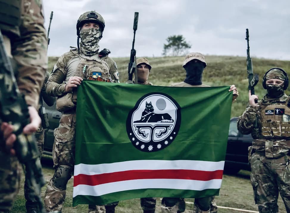 З Днем Незалежності Ічкерії!
Ӏ Marşo ya joƶalla!