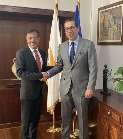 Warm &amp; comprehensive meeting btw FM @CKombos &amp; Kuwait Ambassador Al Khorafi, reaffirming the excellent level of 🇨🇾-🇰🇼 relations.

FM Kombos took the opportunity to condemn the recent deplorable incident against tourists. 

The Minister relayed his wish to visit #Kuwait very soon.