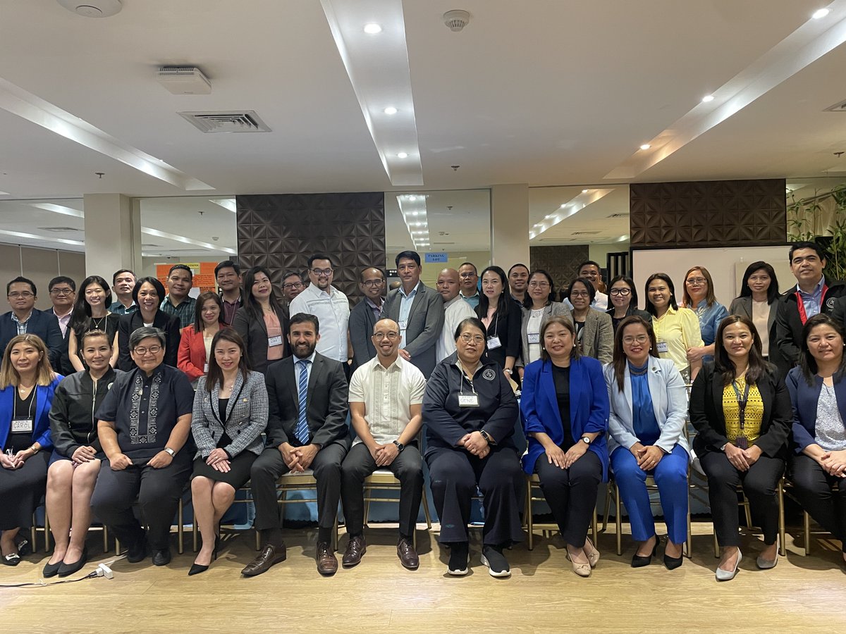 Rbarreto1s's tweet photo. 🕵️‍♀️🔍 @UNODC_SEAP weighs in on 12th course on Investigation &amp; Prosecution of Drugs #Legazpi 🇵🇭. 24 prosecutors from Region V discussed alternatives to pretrial detention, #custodialhearings, non-cash #bail &amp; innovative solutions to drug cases 
#UNJPHR #DrugReform #TokyoRules https://t.co/5CdimSDC1B