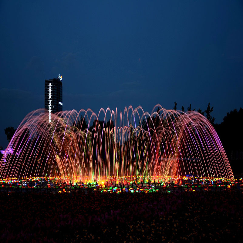 DalisiCo's tweet photo. Most of the design system of large scale water #dance show requires a powerful motor, a large amount of water, and sprinklers of different designs, and then use the computer to design the time and intensity of the sprayed water, and then match it with commonly used modules https://t.co/kWuV7dwjCQ