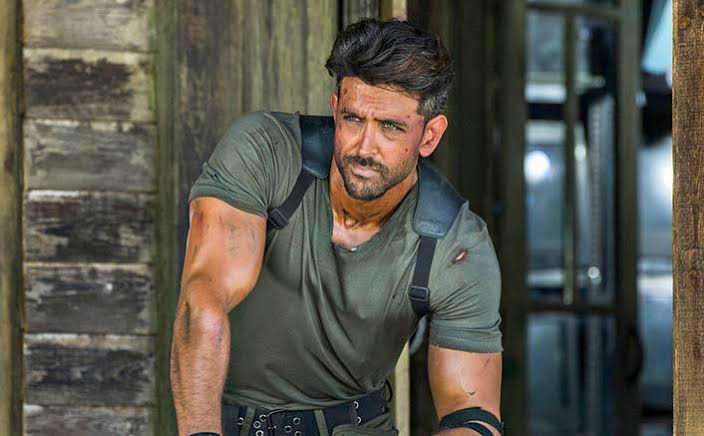satyasanket's tweet photo. SPY UNIVERSE FOOTFALLs...

Opening day..

#ETT- 41L
#TZH- 28 L
#War- 33L
#Pathaan- 29L

LT Footfalls...

#ETT~2.5
#TZH~3.1
#War~2.1 cr
#Pathaan~3Cr

#YRF
#Salmankhan #Srk #HrithikRoshan

#Tiger3 can fetch 3.5cr FFs.If product finds acceptance... https://t.co/bD2qbu4F6l