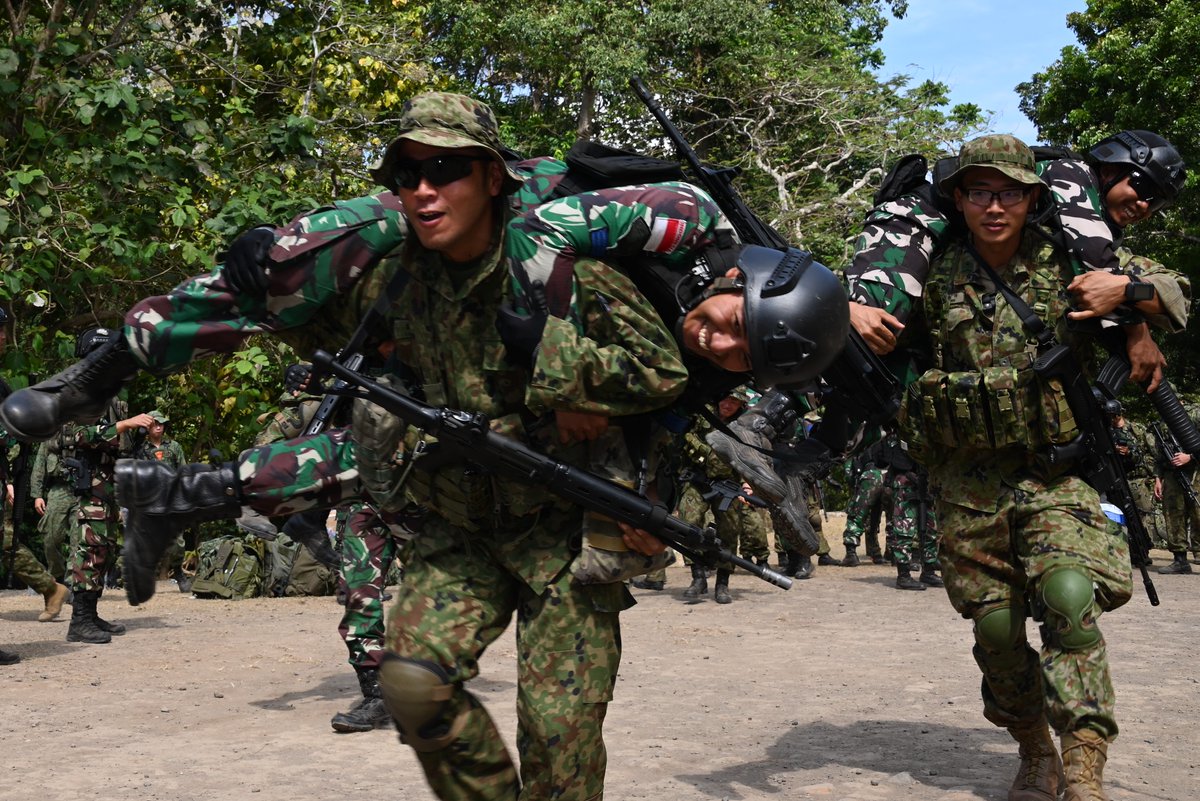 令和5年度米尼軍等との実動訓練②】 #第1空挺団 は、令和5年8月