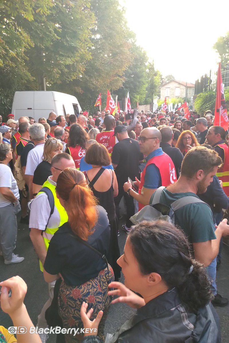 cendrine_berger's tweet photo. #Resistance #StopCriminalisation Rassemblement de soutien SG Sébastien Meneslier CGT Montmorency https://t.co/bZb2hTBg2k