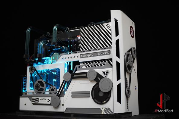 ThermaltakeInc's tweet photo. Show of hands: Who else loves this scratch build?🙌
Made by @jpmodified on IG featuring our custom liquid cooling components!
#Thermaltake #TTLCS #pcgaming https://t.co/l0H12TgRNp