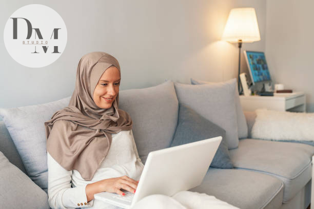 DM__Studio's tweet image. Arabic Elegance: Seated in Supreme Comfort,

In this image, an Arabic individual exudes elegance while seated on a perfect sofa, in a harmonious blend of cultures and aesthetics.
#foryou #hometextile #photography #instagram #pet #fyp #best #cute #meme #beaut #bedroom #China