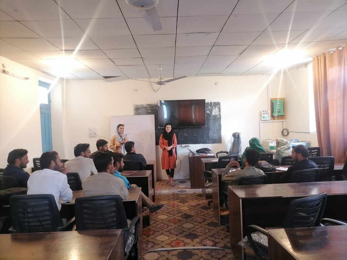 IT_Dept_GB's tweet image. Glimpses of Orientation classes for Web Development and, Digital and Social Media Marketing in baltistan division, as a part of digital skills development program.

#itdepartmentgb
#DigitalGilgitBaltistan
#rozgarscheme
#digitaltransformation
#digitalmarketing2023
#webdevelopment
