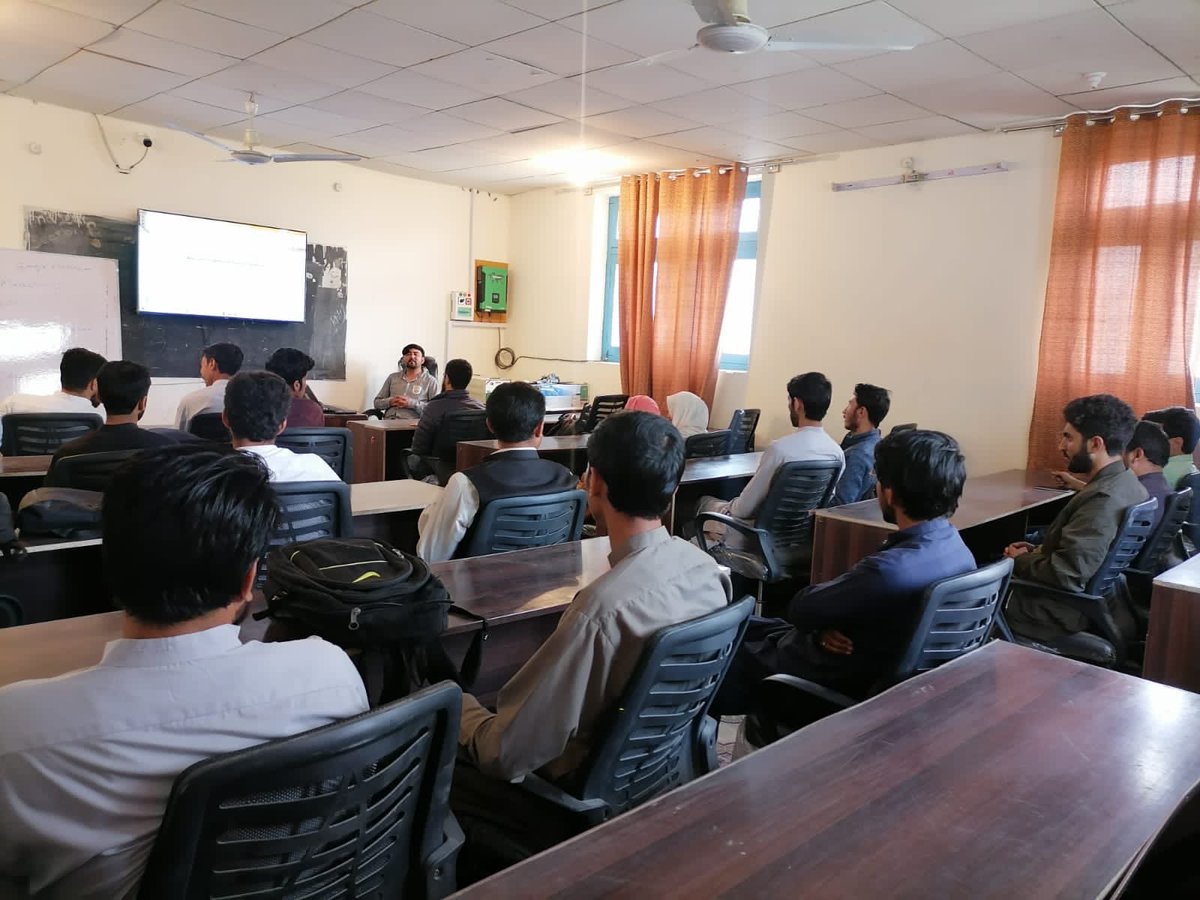 IT_Dept_GB's tweet image. Glimpses of Orientation classes for Web Development and, Digital and Social Media Marketing in baltistan division, as a part of digital skills development program.

#itdepartmentgb
#DigitalGilgitBaltistan
#rozgarscheme
#digitaltransformation
#digitalmarketing2023
#webdevelopment