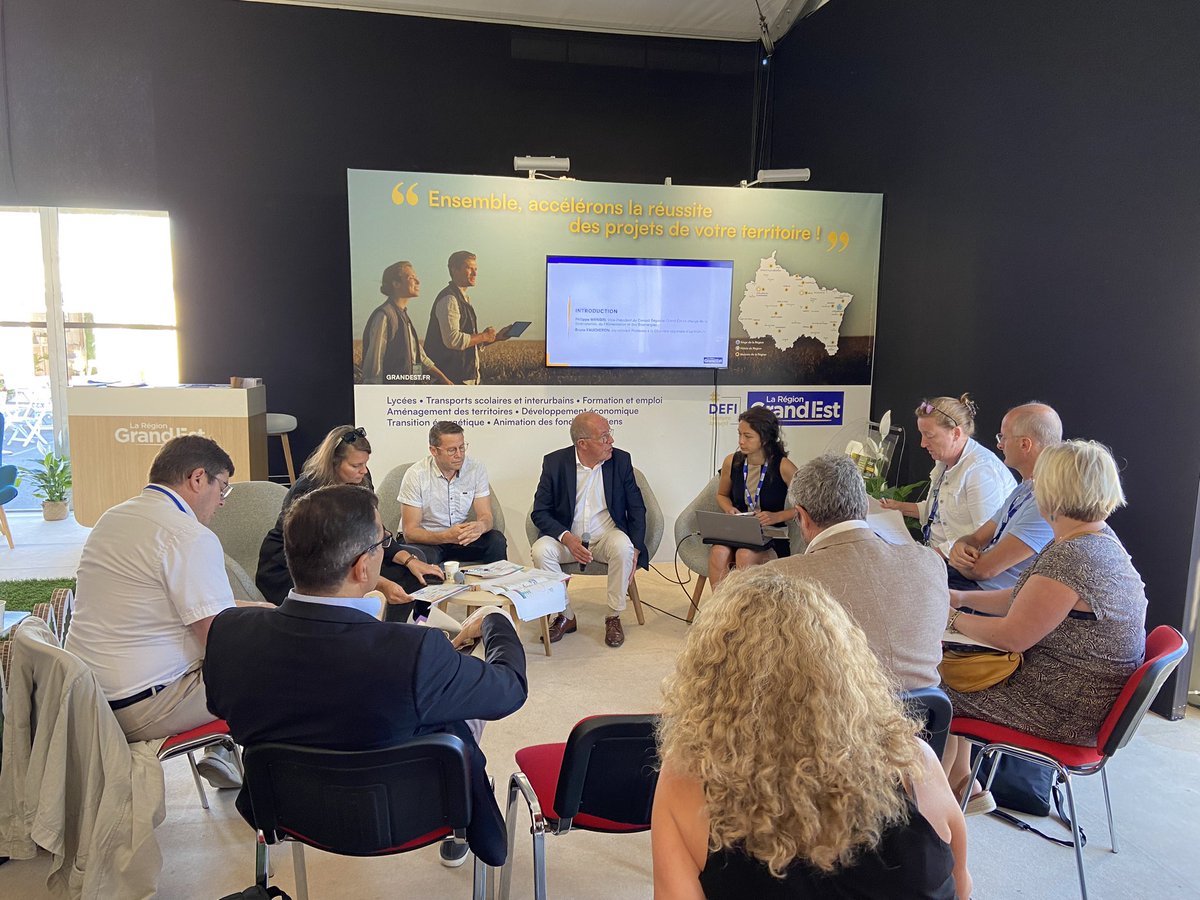 C’est mercredi et on commence par un petit déjeuner sur les #protéines #vegetales sur le stand <a href="/regiongrandest/">Région Grand Est</a> à la <a href="/foiredechalons/">Foire de Châlons</a>  on vous donne ensuite rendez vous salle millésime pour la conférence matinale autour de #agriculture #biologique #MBGE <a href="/CmqBioeco/">CMQ BioEco Academy</a>