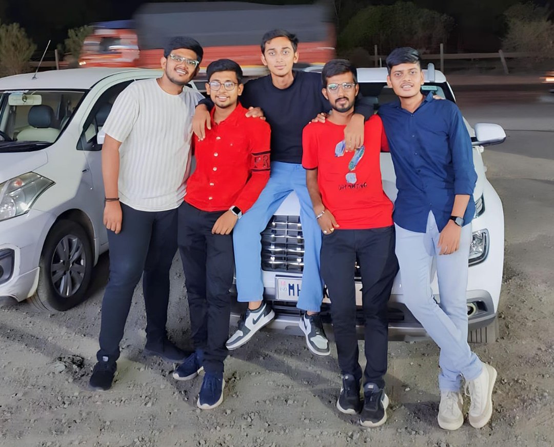 KUNALSHETH01's tweet photo. " SOMETIMES SPENDING1⏰ A FEW MOMENTS🚗 WITH SOME PEOPLE👬, MAKES EVERYTHING OKAY😎.. "

#friends #brothers #bro #fun #travel #friendship #love #masti #travelphotography #gang #TwitterX #instagood #facebook #trending #trends #fashion #style #squad #mumbai #youtube #X  #viral https://t.co/l0hFUk3ukl