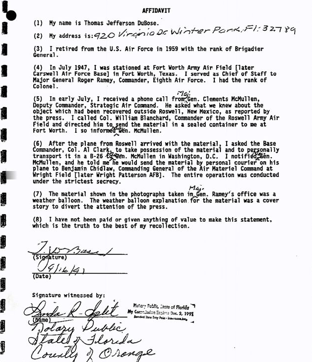 The signed Affidavit of USAF Brigadier Gen. Thomas J. DuBose, at the US National Archives. DuBose said about Roswell "The weather balloon explanation for the material was a cover story to divert the attention of the press".
catalog.archives.gov/id/40989310?ob…
#ufox #ufotwitter