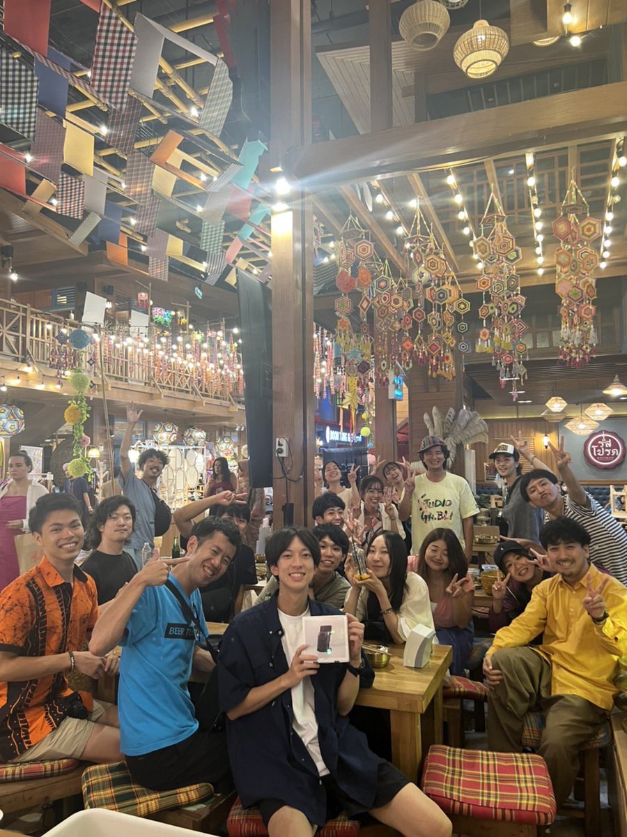 8ya10_u's tweet photo. #タイから始めよう

今年もTABIPPOのみんなでタイに来ました。 https://t.co/WNG3hh4CtW