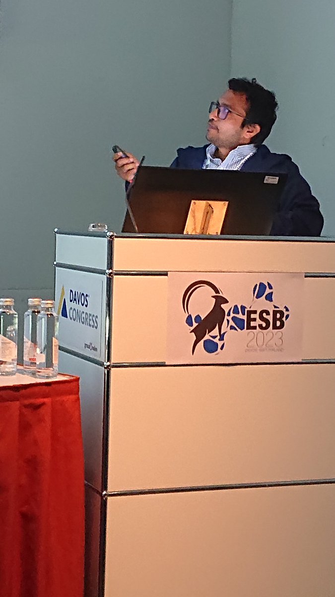 Kellomaki_Group's tweet image. Outstanding talk of Dr. Vijay Singh Parihar at @ESB2023 on newly designed gellan gum-based bioinks for 3D bioprinting #3dbioprinting #bioinks #gellangum #esb2023  #biomaterials #kellomakigroup #Finland @TampereUni