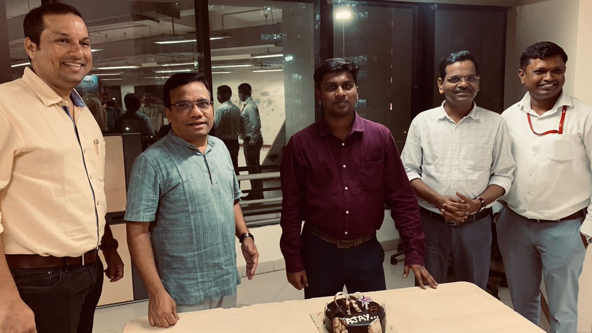 ajaymane2995's tweet image. Belated Happy Birthday To Me, From Office…
.
#Pudhari #पुढारीन्यूज़ #HappyBirthday  #BirthdayCelebration 
@TulsidasBhoite @vithobasawant @PrasannJOSHI #ThankYou @pudharionline