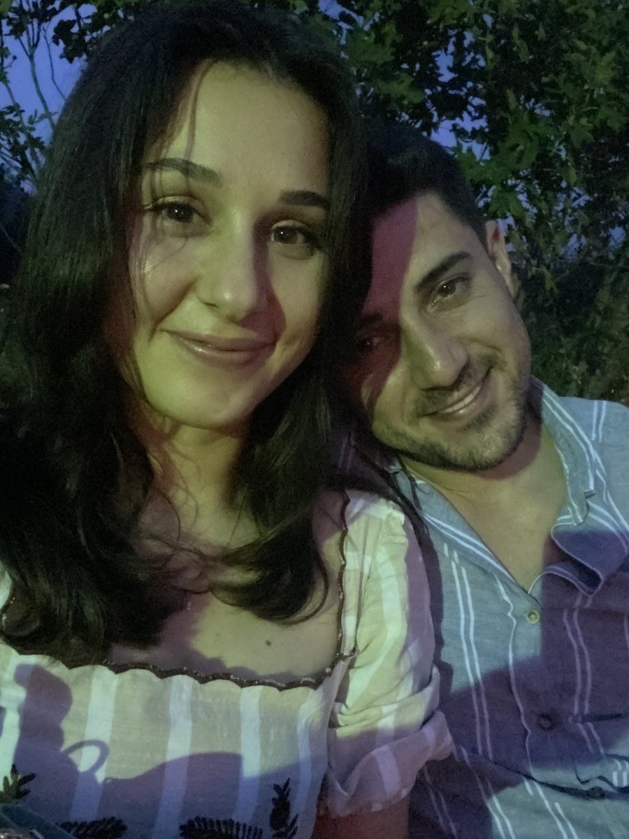meltemayhan48's tweet photo. Kocam beyle kınaya geldik ❤️‍🔥 https://t.co/zrUkEW3nXg