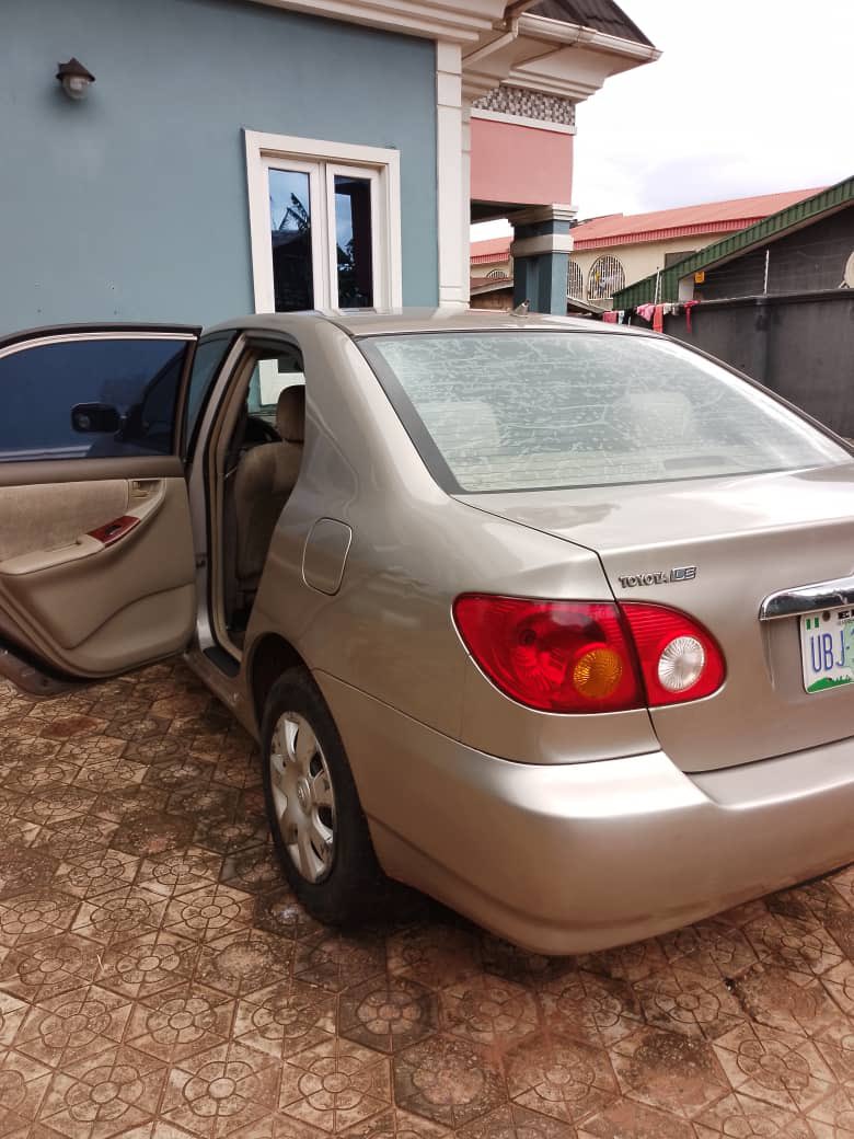 🍁REGISTERED🍁 TOTOTA COROLLA LE Model 2004 Neatly baked Sharp and neat car Clean Fabric interior Engine-Gear-AC💯 Buy-Drive 🏝 Lagos 🏷 1.750m Net ♻️REPOST FOLLOW US on TWITTER/Other Platforms Check Bio JOIN OUR Telegram Channel t.me/softcars_ng ☎️ 08031855810