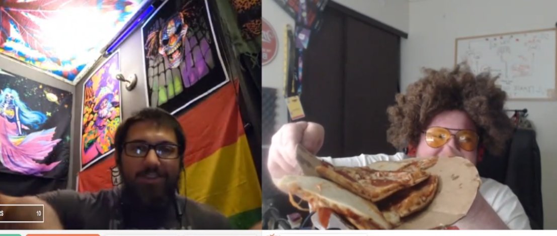 Flipped my pizza on stream fresh out the oven, heres the aftermath on ome, KEKW #RIP #PizzaFails #RipPizza