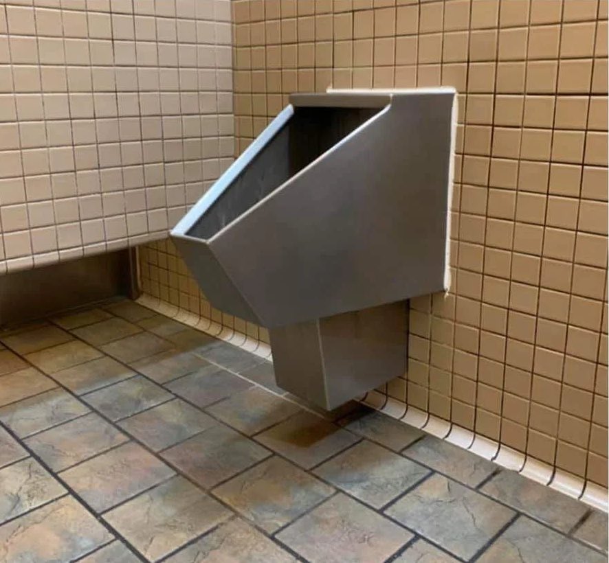 wholemars's tweet photo. Tesla CEO Elon Musk has unveiled the company’s new Cyber Toilet https://t.co/EAkSFWAuJv